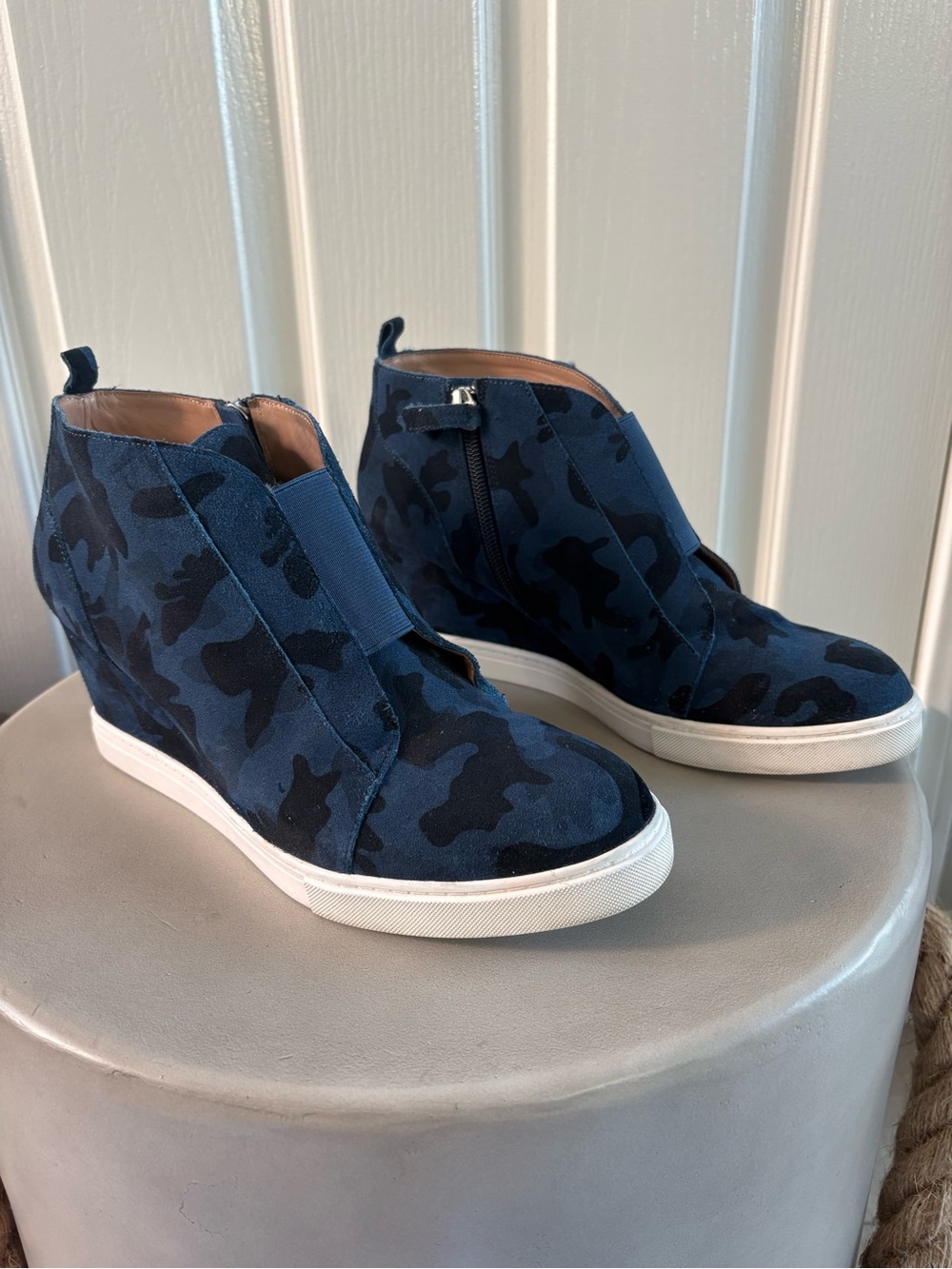 Paolo | Navy Camo | Sz 9 | Felicia style